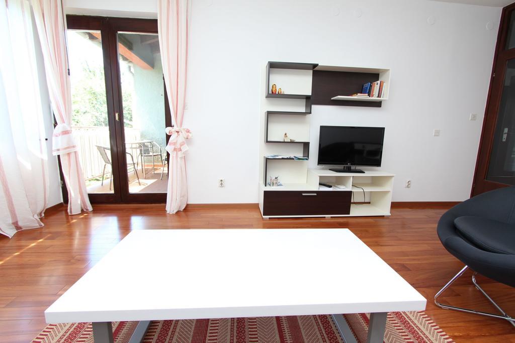 Apartment Mitton 2 Ρόβινι Εξωτερικό φωτογραφία